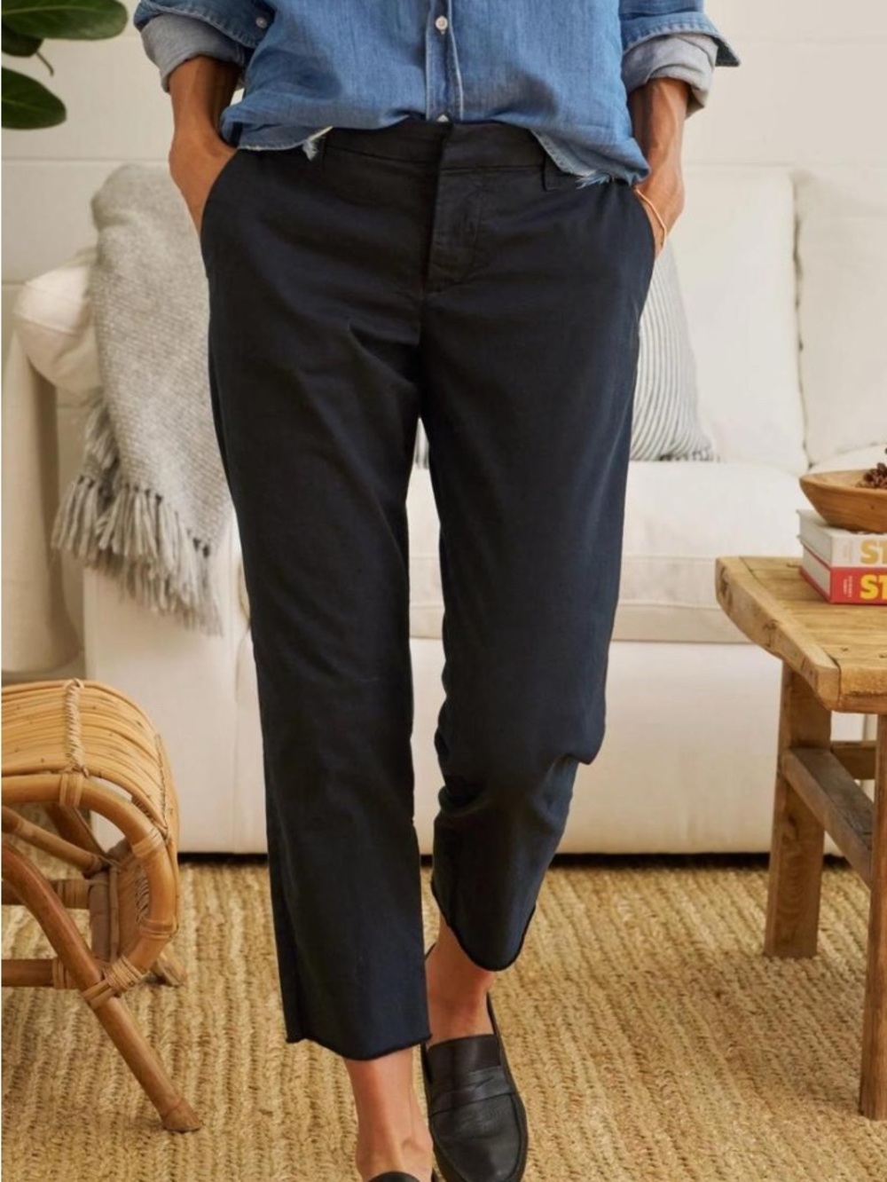 Frank & Eileen Wicklow Italian Chino Pants Raw Hem Crop Black Size 6